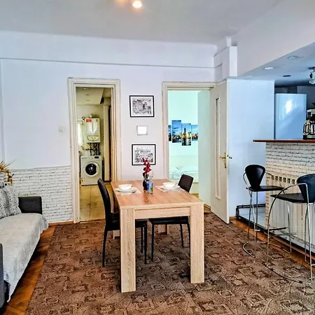 Luxury Apartment Piata Romana Bucharest Exterior photo