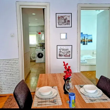 Luxury Apartment Piata Romana Bucharest Exterior photo